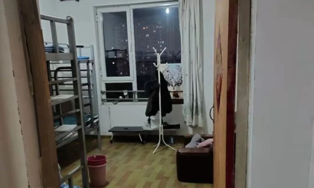 卧室改造前