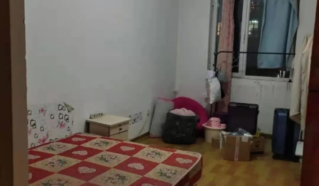  次卧改造前